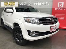 2015 Toyota Fortuner 2.7 (ปี 12-15) V SUV AT