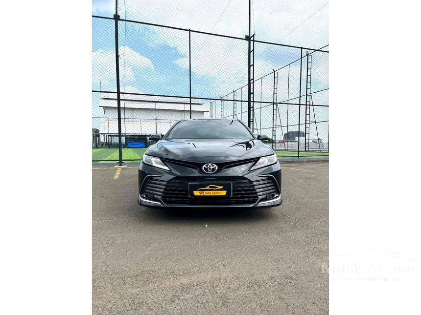 2023 Toyota Camry V Sedan
