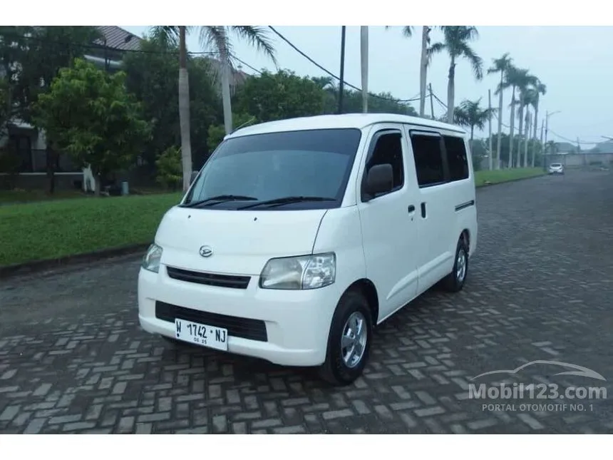 Jual Mobil Daihatsu Gran Max 2015 D 1.3 di Jawa Timur Manual Van Putih Rp 100.000.000