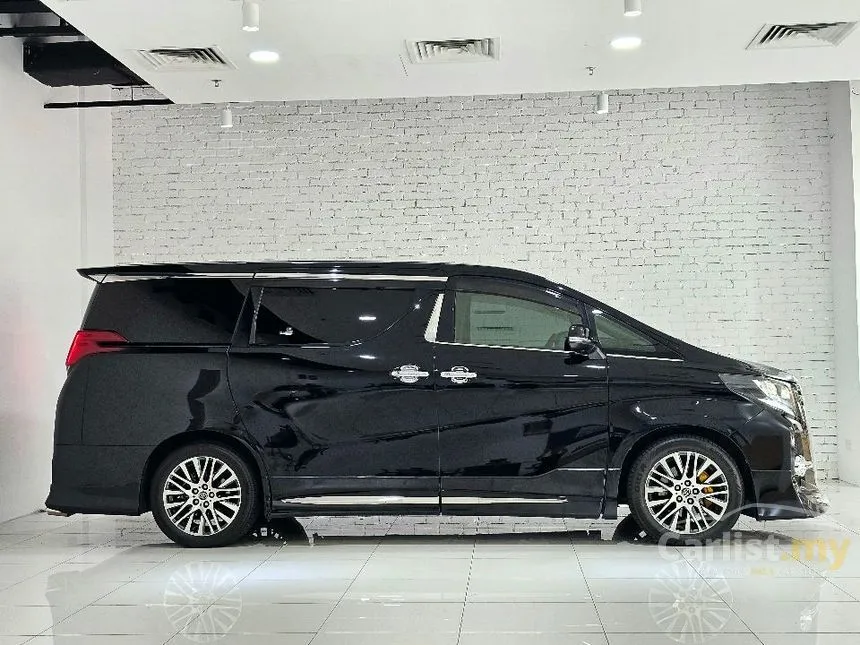 2017 Toyota Alphard S MPV