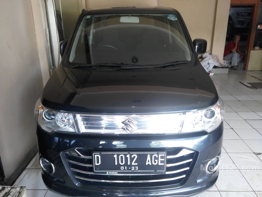 Jual Mobil  Suzuki  Karimun Wagon  R  2021 GS Wagon  R  1 0 di 