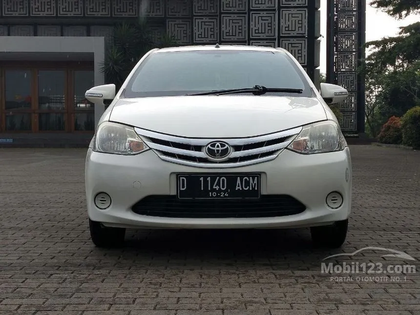 Jual Mobil Toyota Etios Valco 2014 E 1.2 di Jawa Barat Manual Hatchback Putih Rp 80.000.000