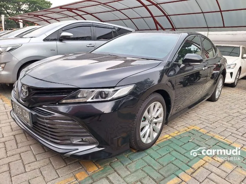 2019 Toyota Camry V Sedan