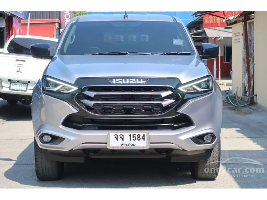 2022 Isuzu MU-X Active SUV