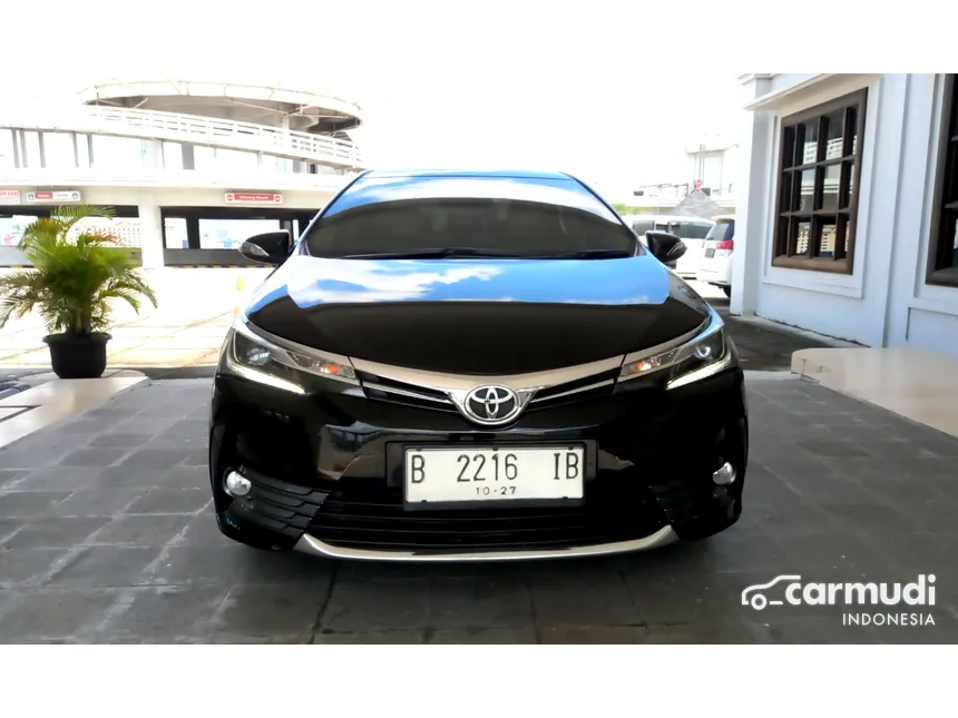 2017 Toyota Corolla Altis V Sedan