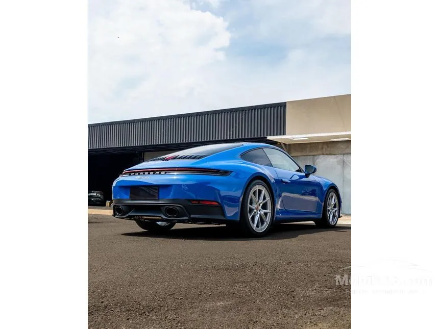 2025 Porsche 911 Carrera Coupe