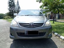 Jual Toyota Kijang Innova G Bensin MT 2011 Abu Abu Metalik, DP Nego Ok