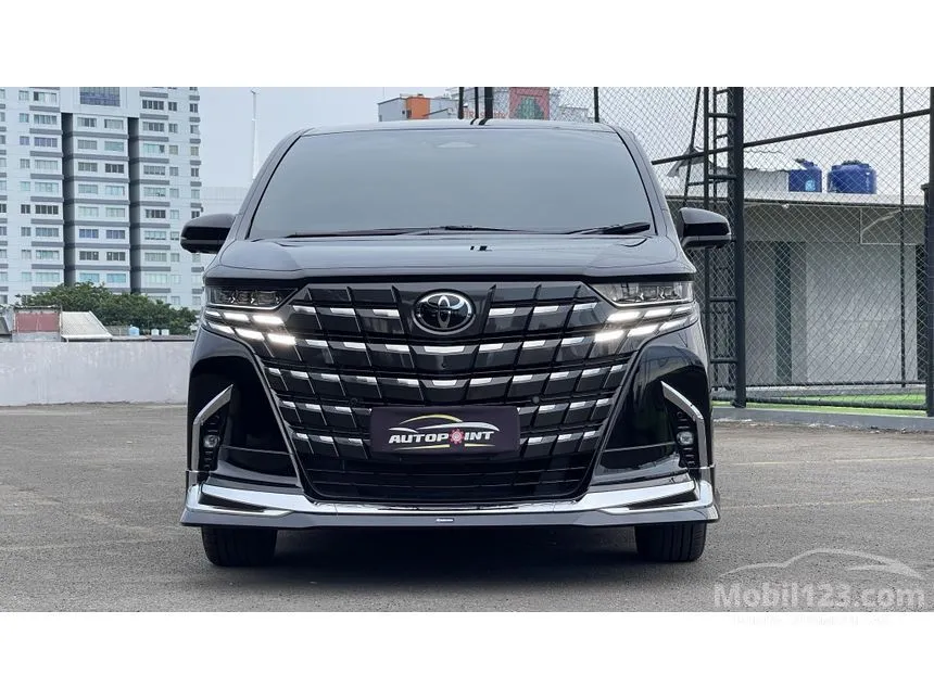 2024 Toyota Alphard HEV Modelista MPV