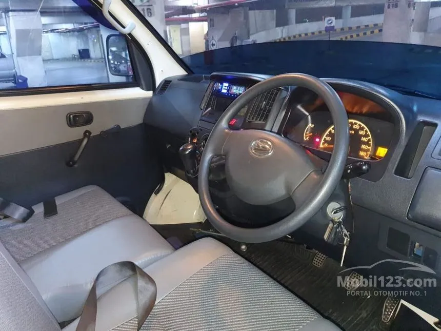 2018 Daihatsu Gran Max STD BOX Single Cab Pick-up