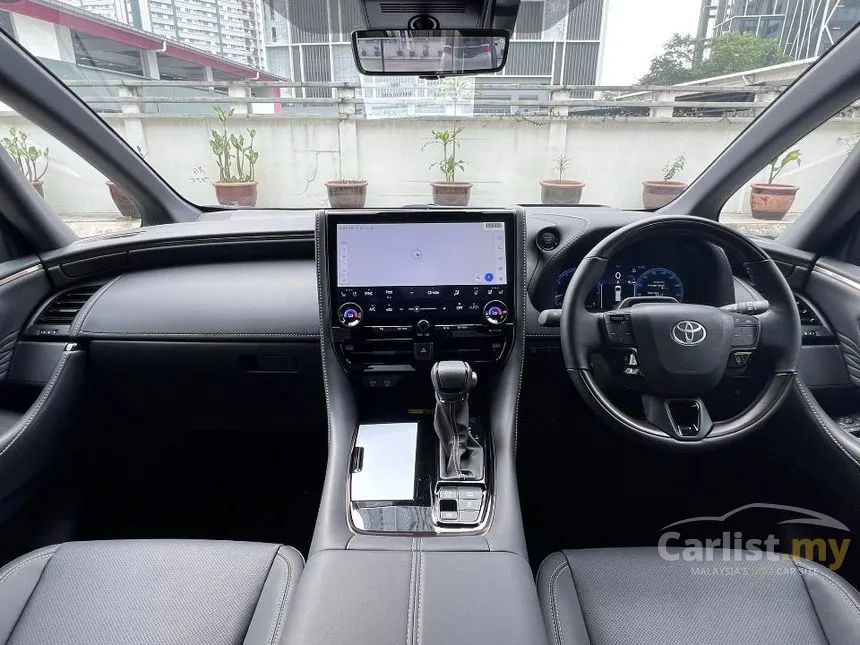 2024 Toyota Alphard Z 7-Seater MPV