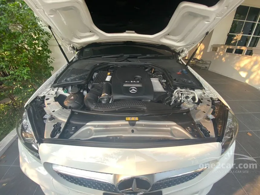2019 Mercedes-Benz C300 e AMG Dynamic Sedan