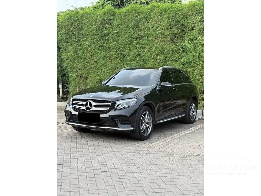 2019 Mercedes-Benz GLC200 AMG Line SUV