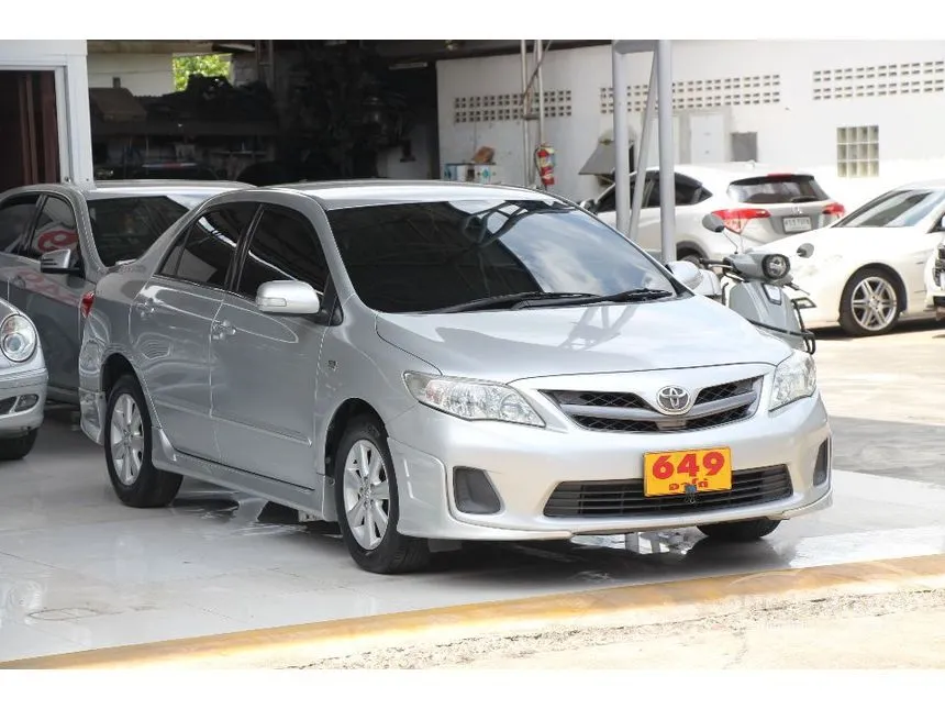 2013 Toyota Corolla Altis E Sedan