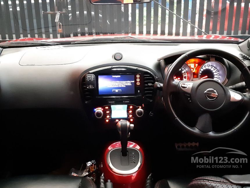 Jual Mobil Nissan Juke 2016 RX Red Interior 1.5 di Jawa Barat Automatic