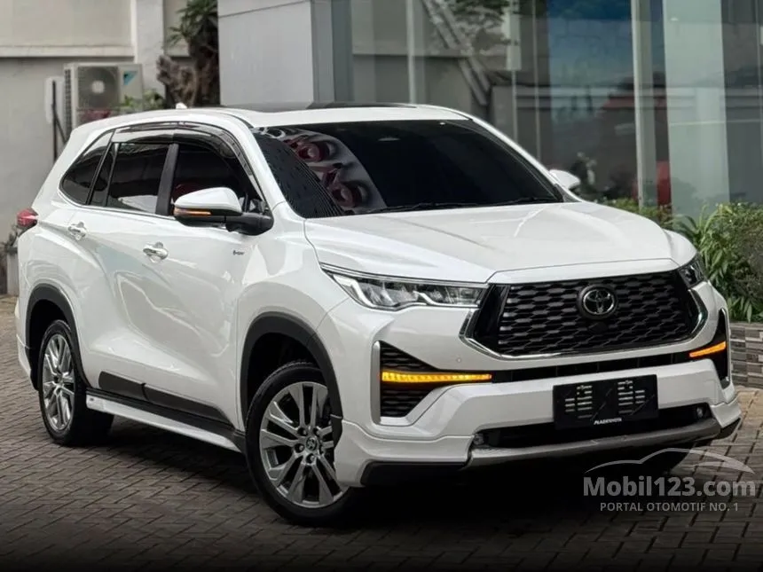 2025 Toyota Kijang Innova Zenix Q HV TSS ( Premium Color) MPV