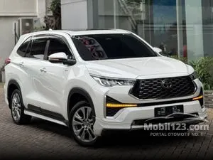 2025 Toyota Kijang Innova Zenix 2.0 Q HV TSS ( Premium Color) MPV