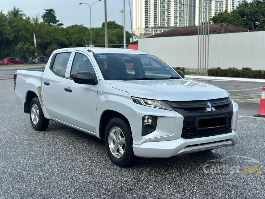 2020 Mitsubishi Triton Quest Dual Cab Pickup Truck