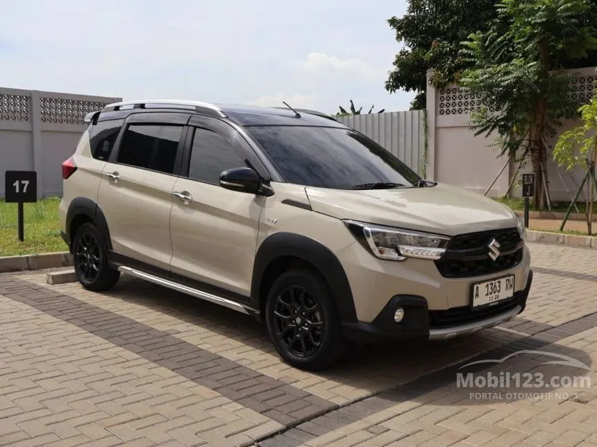 2023 Suzuki XL7 Alpha Hybrid SUV