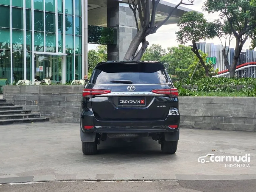 2022 Toyota Fortuner VRZ 4X2 SUV