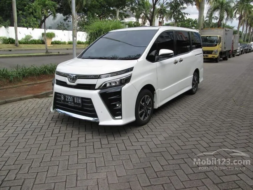 Jual Mobil Toyota Voxy 2019 2.0 di DKI Jakarta Automatic Wagon Putih Rp 355.000.000