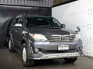 2014 Toyota FORTUNER 2.5 V SUV