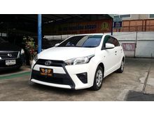 2015 Toyota Yaris 1.2 (ปี 13-17) J Hatchback AT