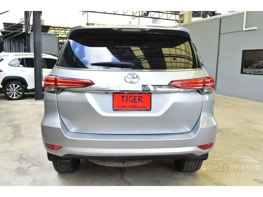 2019 Toyota FORTUNER V SUV