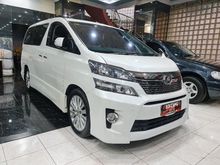 2013 Toyota Vellfire 2.4 ZG Van Wagon Plat D Putih