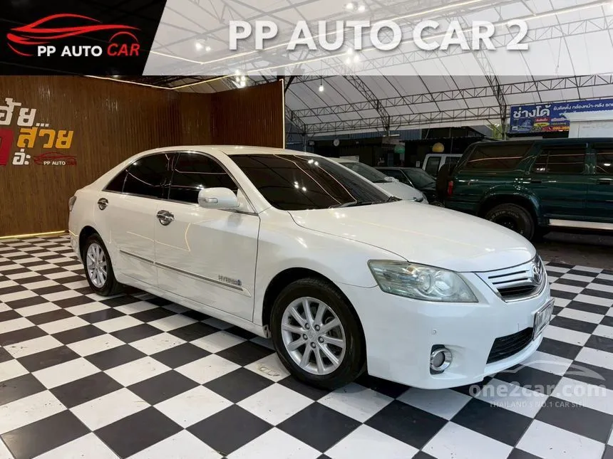 2011 Toyota CAMRY Hybrid Sedan