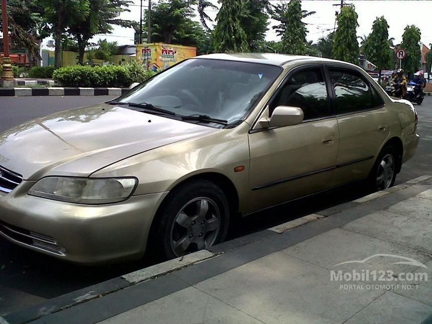 Jual Mobil  Honda Accord  2002 VTi 2 3 di Jawa Timur Manual 