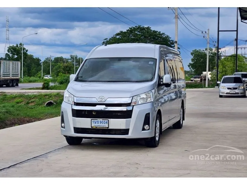 2021 Toyota Commuter Van