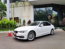 2018 BMW 320i 2.0 Luxury Sedan Low odo only 1000 km