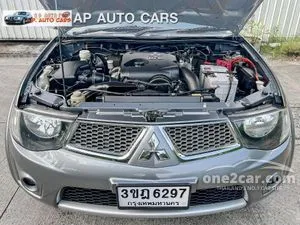 2015 Mitsubishi TRITON 2.5 Plus VG Turbo Double Cab Pickup