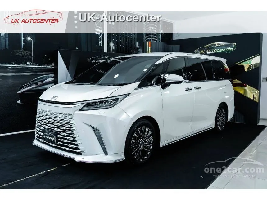 2024 Lexus LM350h Executive Van