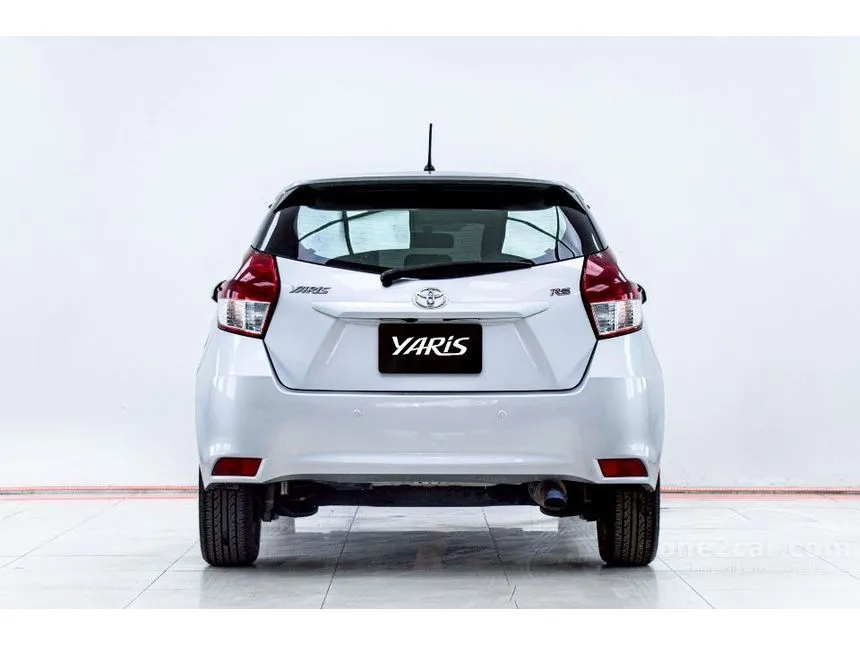 2015 Toyota YARIS E Hatchback