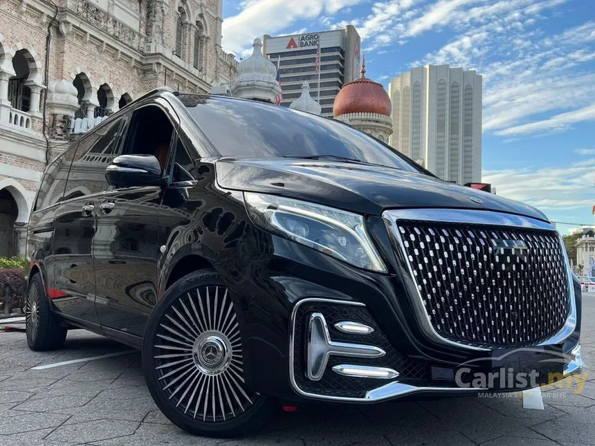 2022 Mercedes-Benz V220 d Exclusive Platinum MPV