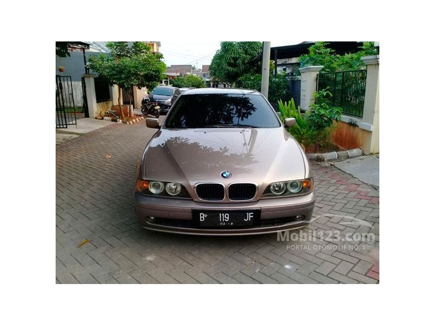 Jual Mobil BMW 520i 2003 E39 2.2 di Jawa Barat Automatic 