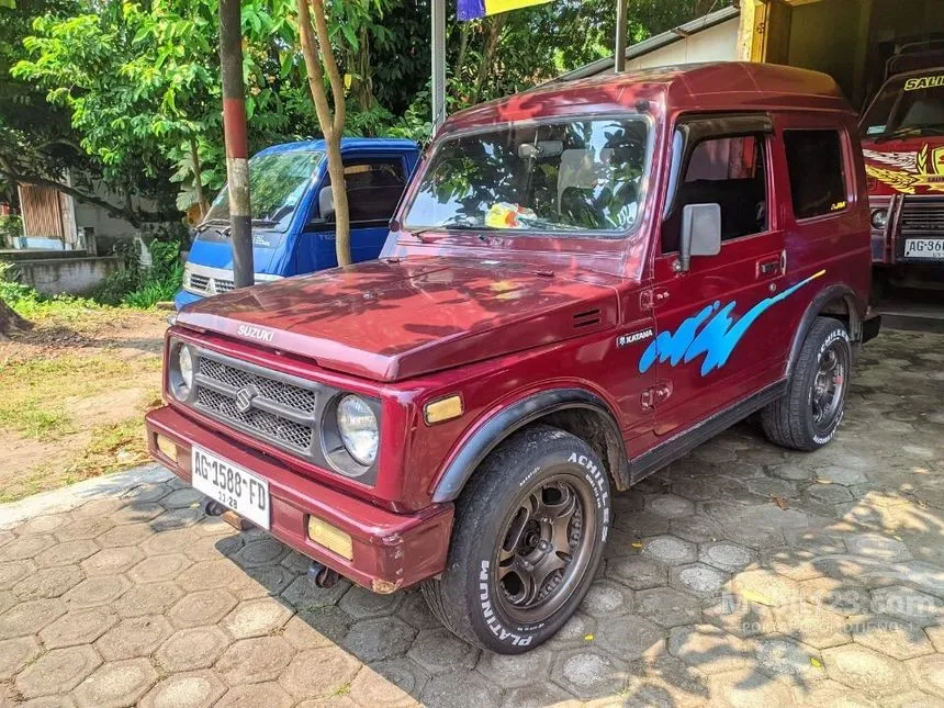 Jual Mobil Suzuki Katana 1992 1.0 di Jawa Timur Manual Jeep Merah Rp 33.000.000