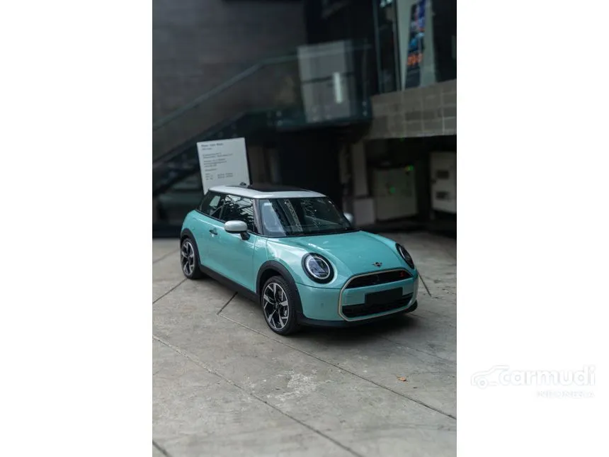 2024 MINI Cooper Cooper S Hatchback