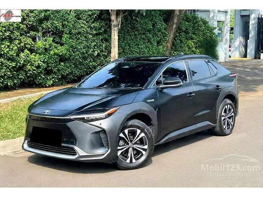2023 Toyota BZ4X (1 Tone) SUV