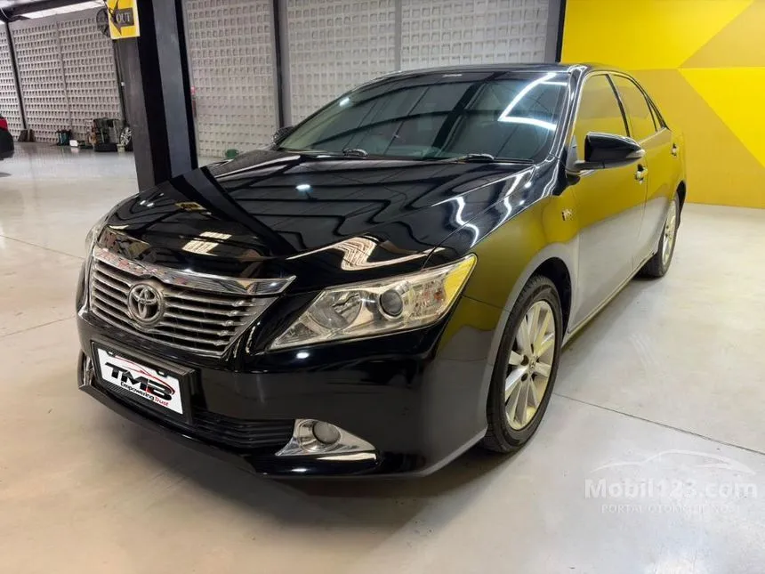 2014 Toyota Camry V Sedan