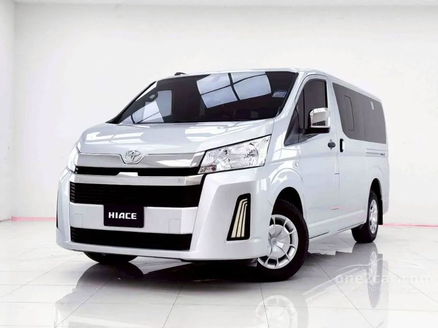 2022 Toyota HIACE GL Van