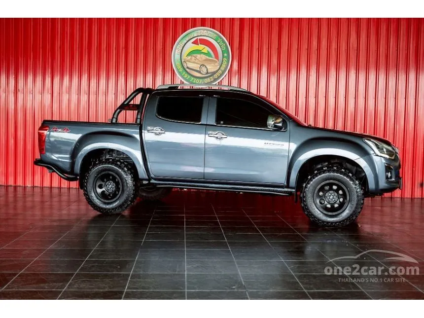 2017 Isuzu D-MAX Vcross Z-Prestige Cab-4 Pickup