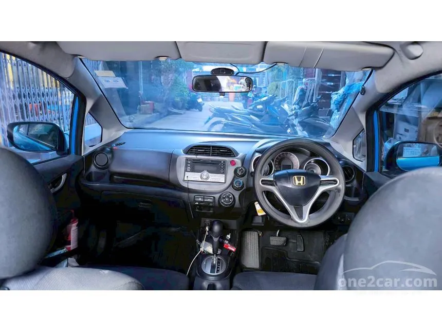 2009 Honda JAZZ V Hatchback