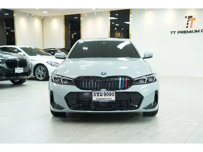2025 BMW 330e M Sport Sedan