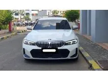 2024 BMW 320i 2.0 M Sport Sedan putih km 20 ribuan
