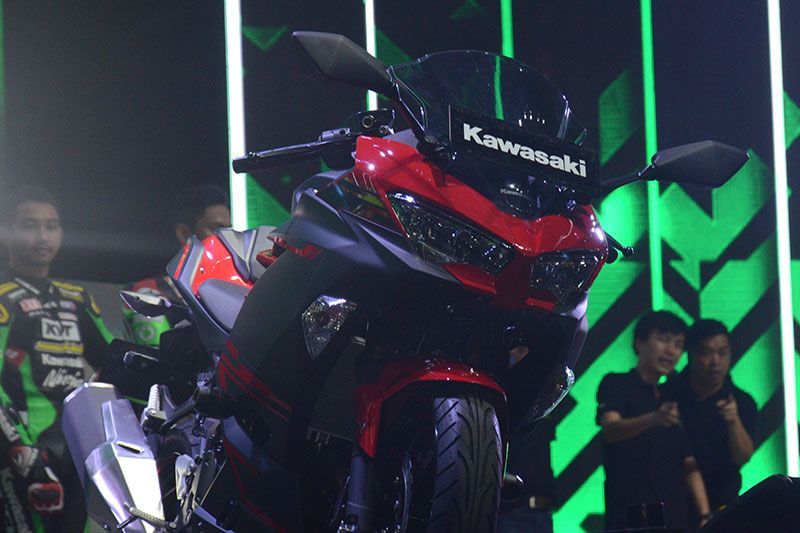 New Kawasaki Ninja 250 dari Balik Lensa Kamera 35