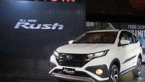 Toyota: Harga Wuling Almaz 7-Seater Memberi Kami Tekanan