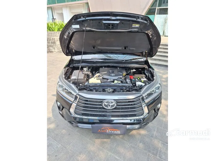 2022 Toyota Kijang Innova V MPV