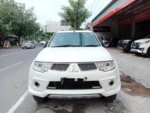 2013 Mitsubishi Pajero Sport 2.5 Dakar SUV